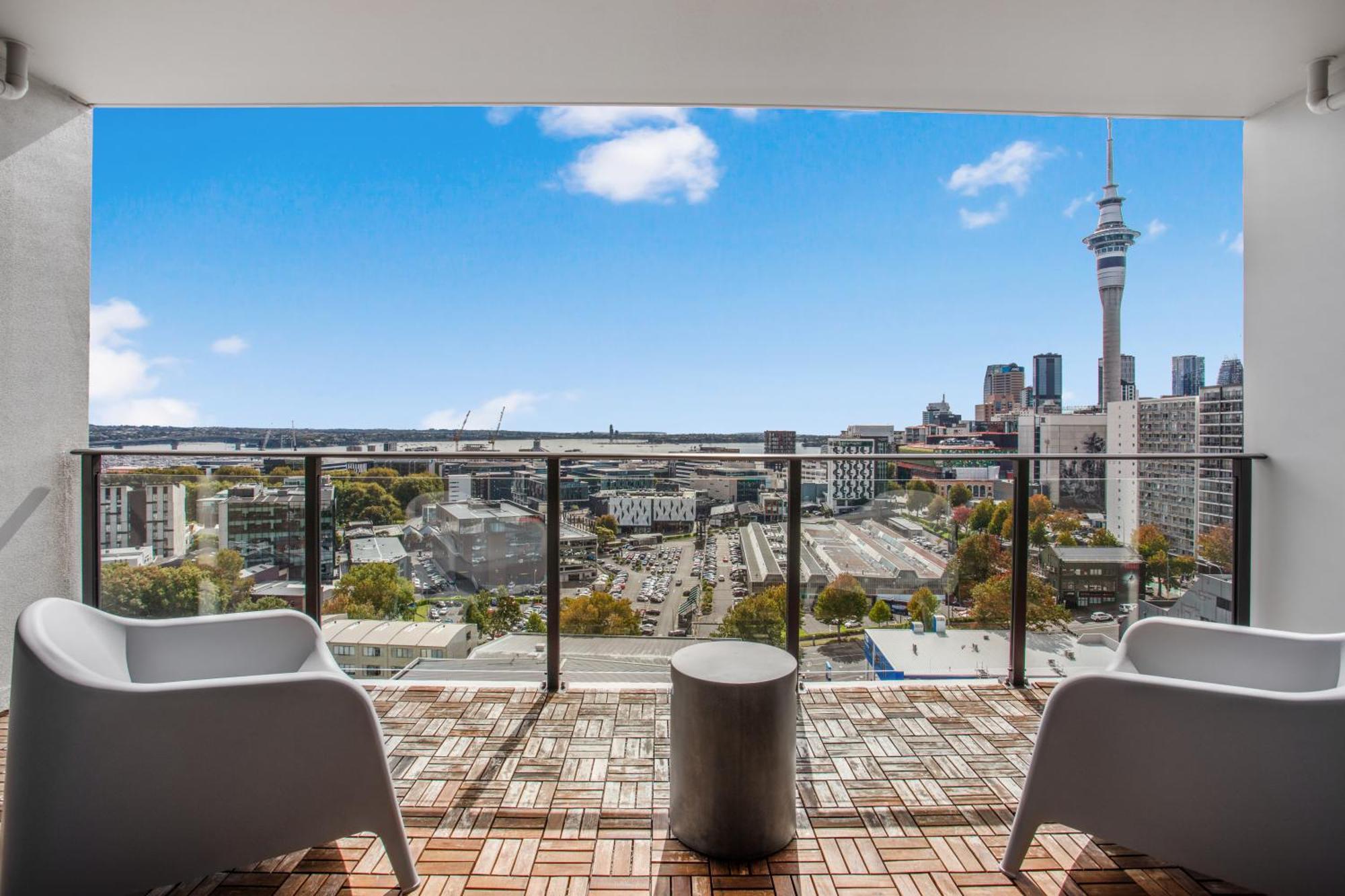 Skyline Serenade Apt With Skycity View And Parking Auckland Eksteriør bilde