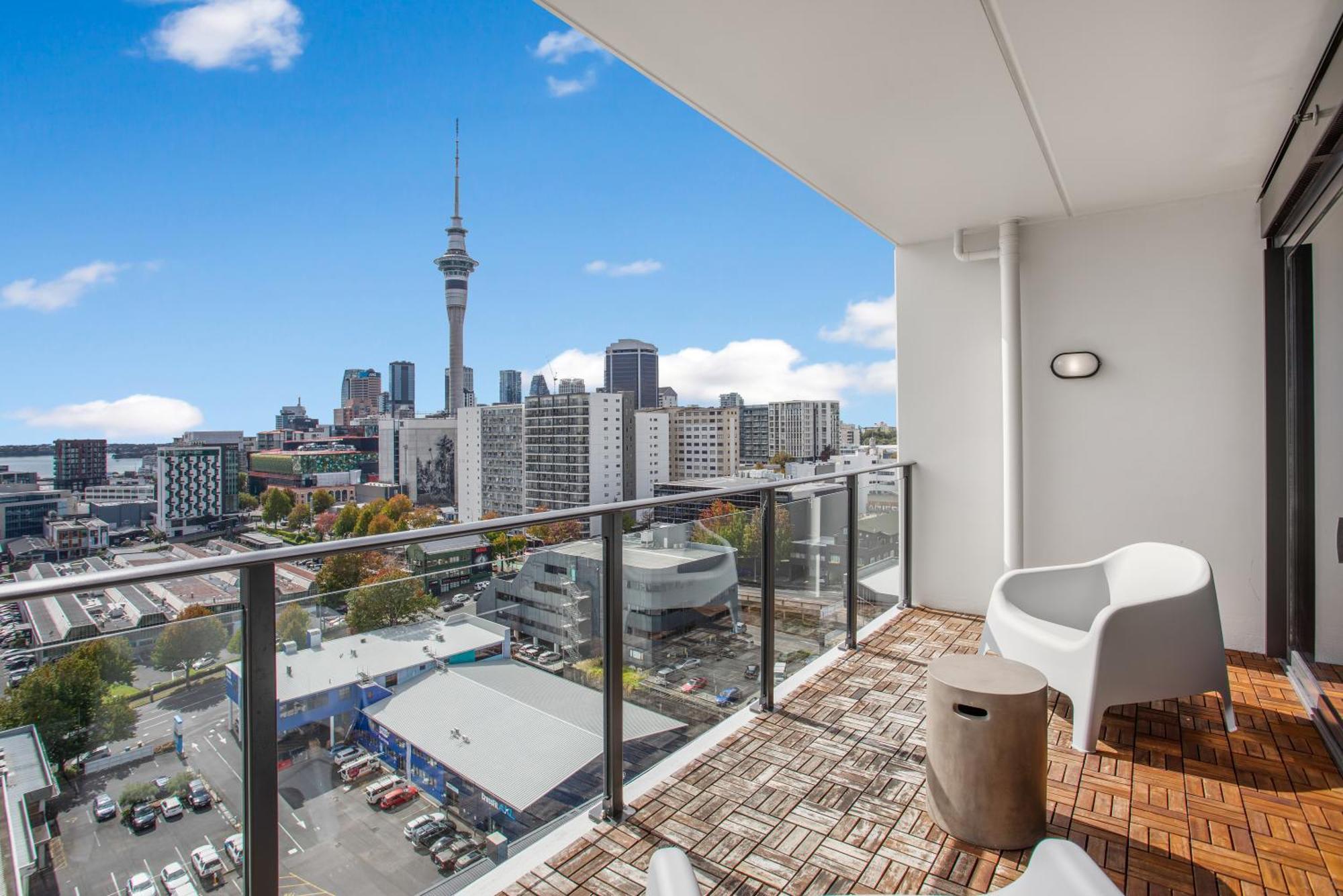 Skyline Serenade Apt With Skycity View And Parking Auckland Eksteriør bilde