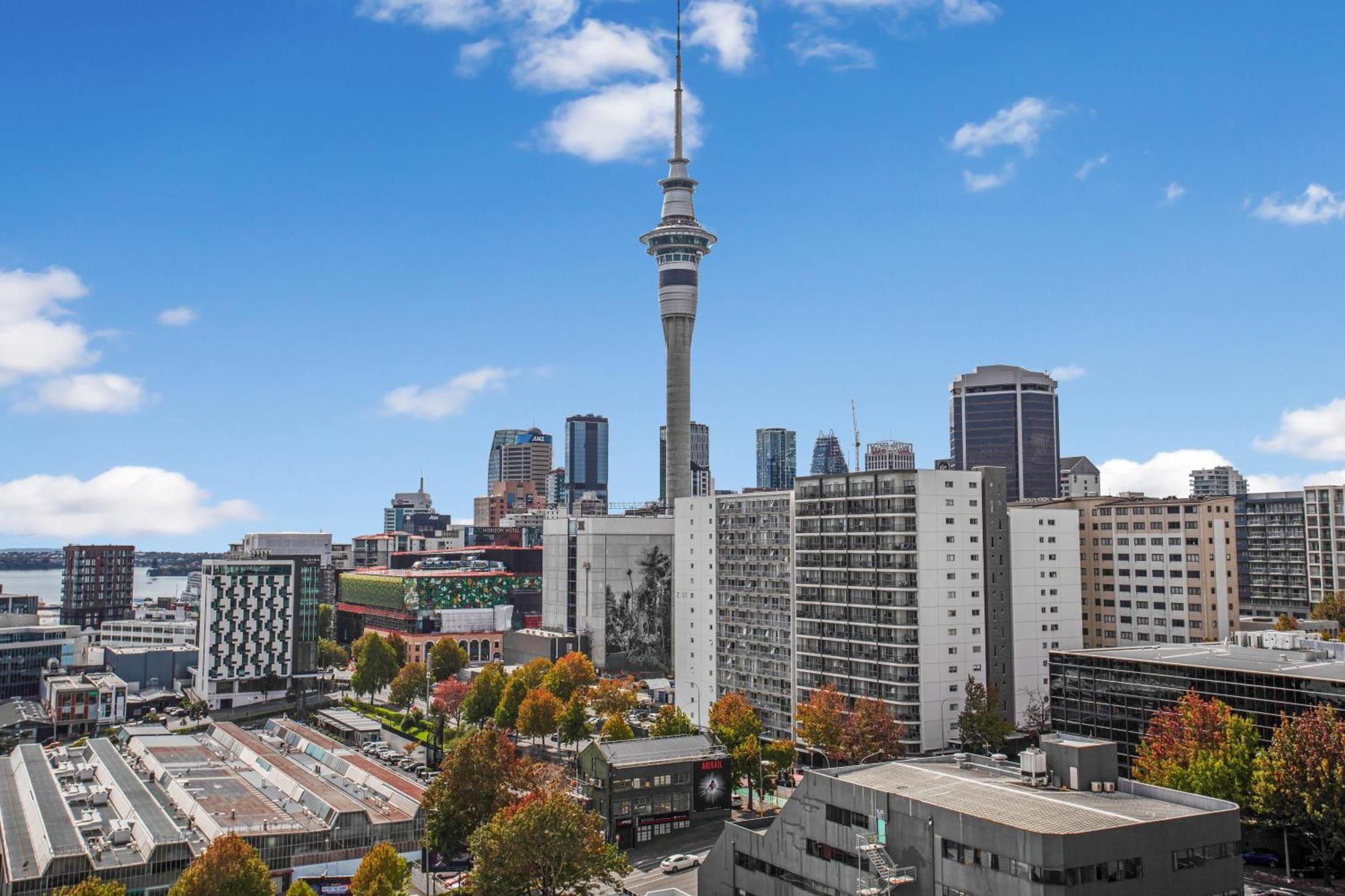 Skyline Serenade Apt With Skycity View And Parking Auckland Eksteriør bilde